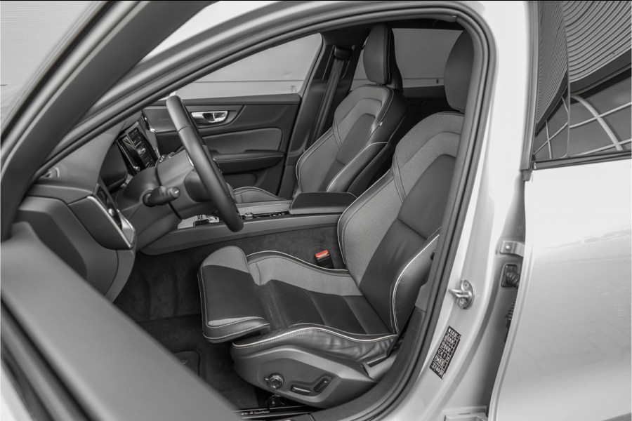 Volvo V60 Cross Country 2.0 B5 AWD Plus Camera Stuur & Stoelverw H/K Memory Standverwarming