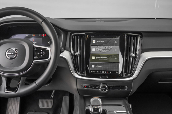 Volvo V60 Cross Country 2.0 B5 AWD Plus Camera Stuur & Stoelverw H/K Memory Standverwarming