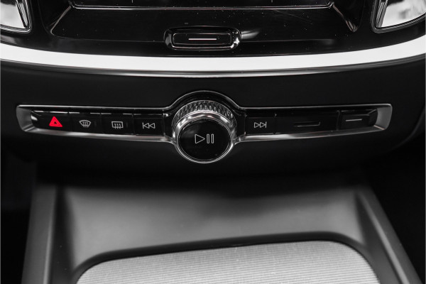 Volvo V60 Cross Country 2.0 B5 AWD Plus Camera Stuur & Stoelverw H/K Memory Standverwarming
