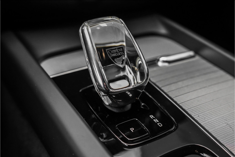 Volvo V60 Cross Country 2.0 B5 AWD Plus Camera Stuur & Stoelverw H/K Memory Standverwarming