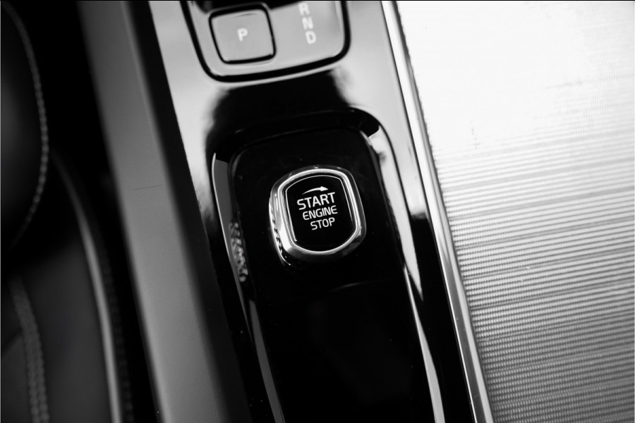 Volvo V60 Cross Country 2.0 B5 AWD Plus Camera Stuur & Stoelverw H/K Memory Standverwarming