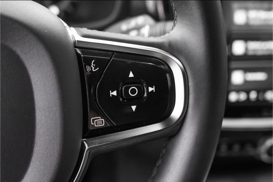 Volvo V60 Cross Country 2.0 B5 AWD Plus Camera Stuur & Stoelverw H/K Memory Standverwarming