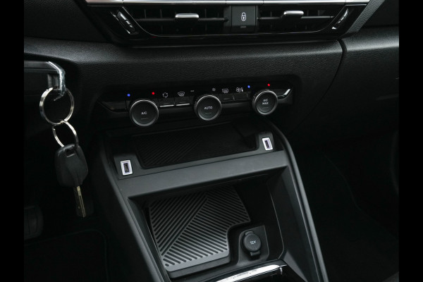 Citroën Ë-C4 Live 50 kWh [ 3-Fase ] {SOH-88%} (INCL.BTW) Aut. *DIGI-COCKPIT | COMFORT-SEATS | DAB | ECC | PDC | CRUISE*