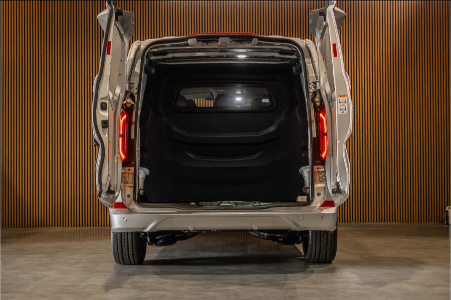 Ford Transit Custom 300 2.0 TDCI L2H1 Sport 170 PK DC | Dubbel Cabine | 360 Camera | Middenconsole | ACC | Blind Spot | Navigatie | Camera | CarPlay Elek. Trekhaak | 5-Zitter | BPM VRIJ | Verlengde fabrieksgarantie tot 11-2029