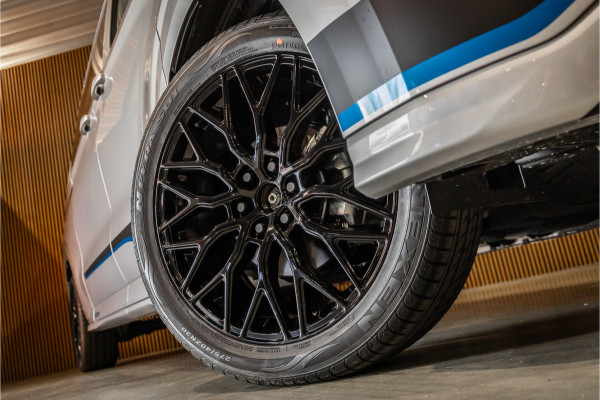 Ford Transit Custom 300 2.0 TDCI L2H1 Sport 170 PK DC | Dubbel Cabine | 360 Camera | Middenconsole | ACC | Blind Spot | Navigatie | Camera | CarPlay Elek. Trekhaak | 5-Zitter | BPM VRIJ | Verlengde fabrieksgarantie tot 11-2029