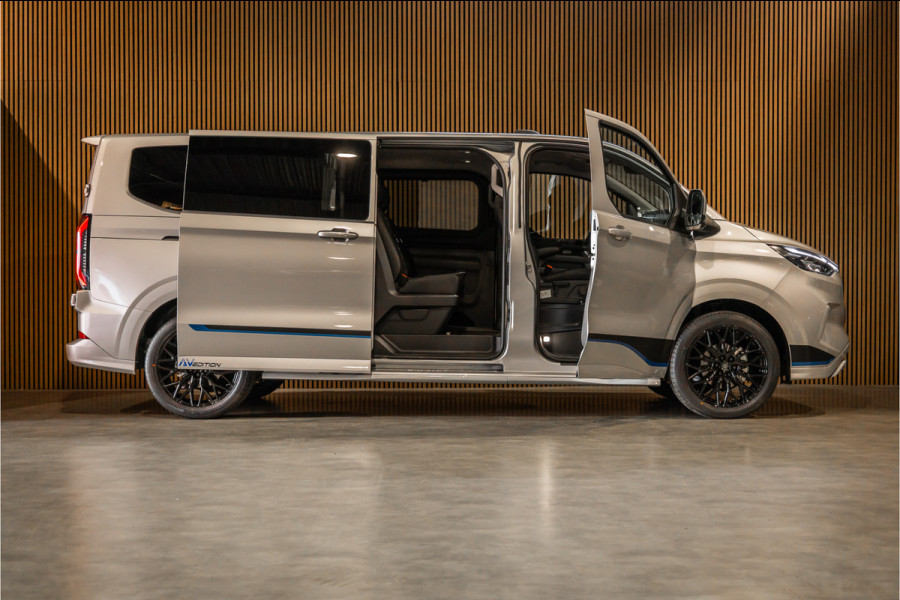 Ford Transit Custom 300 2.0 TDCI L2H1 Sport 170 PK DC | Dubbel Cabine | 360 Camera | Middenconsole | ACC | Blind Spot | Navigatie | Camera | CarPlay Elek. Trekhaak | 5-Zitter | BPM VRIJ | Verlengde fabrieksgarantie tot 11-2029