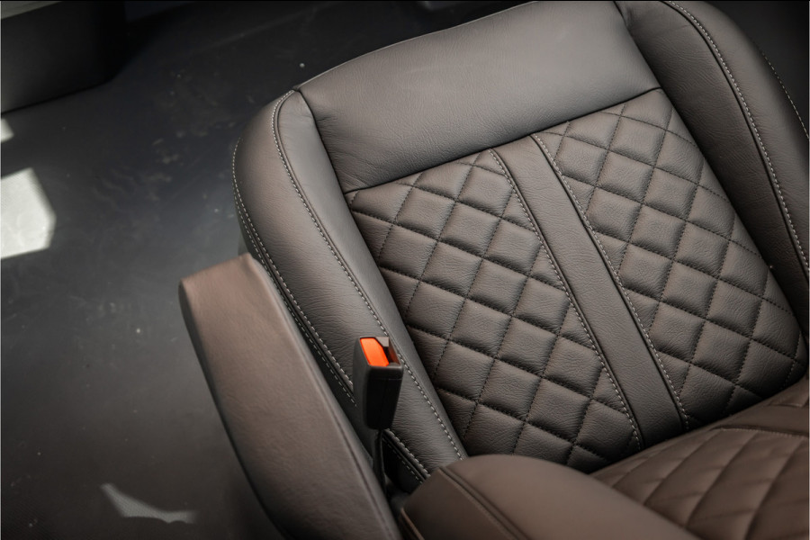 Ford Transit Custom 300 2.0 TDCI L2H1 Sport 170 PK DC | Dubbel Cabine | 360 Camera | Middenconsole | ACC | Blind Spot | Navigatie | Camera | CarPlay Elek. Trekhaak | 5-Zitter | BPM VRIJ | Verlengde fabrieksgarantie tot 11-2029