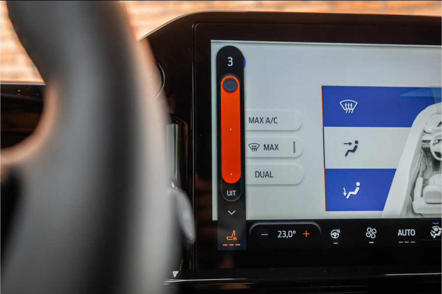 Ford Transit Custom 300 2.0 TDCI L2H1 Sport 170 PK DC | Dubbel Cabine | 360 Camera | Middenconsole | ACC | Blind Spot | Navigatie | Camera | CarPlay Elek. Trekhaak | 5-Zitter | BPM VRIJ | Verlengde fabrieksgarantie tot 11-2029