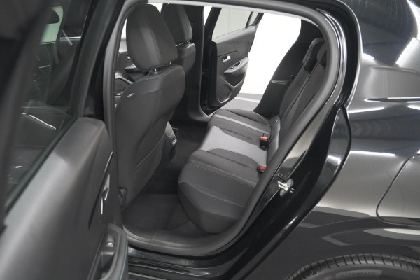 Peugeot 208 PureTech 100 EAT8 Allure | Camera | Navigatie | Apple Carplay | Parkeersensoren