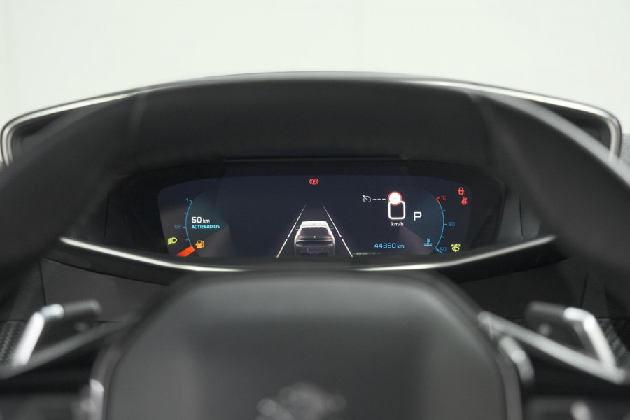 Peugeot 208 PureTech 100 EAT8 Allure | Camera | Navigatie | Apple Carplay | Parkeersensoren