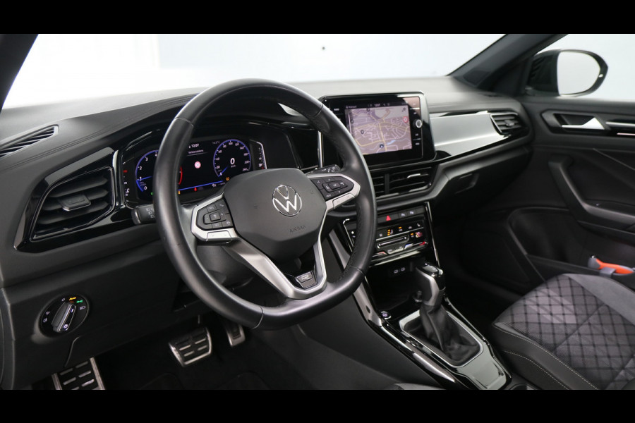 Volkswagen T-Roc 1.5 TSI 150pk R-Line Business DSG / Panoramadak / Keyless / Stoelverwarming / Camera