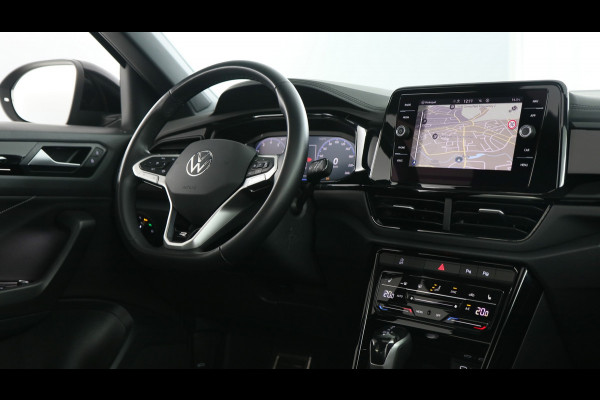Volkswagen T-Roc 1.5 TSI 150pk R-Line Business DSG / Panoramadak / Keyless / Stoelverwarming / Camera