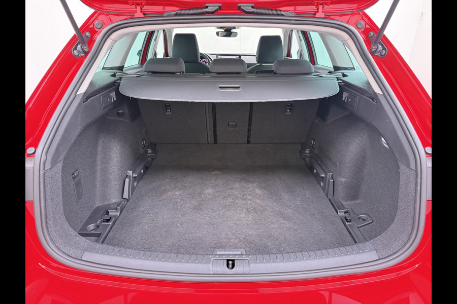 Seat Leon Sportstourer 1.5T 131pk Trekhaak Camera Adaptive-Cruise Navi Ecc Virtual Cockpit Apple Carplay/Android Auto Pdc Style Launch Edi Lmv Led DAB Keyless Isofix Front assist Regensensor Bluetooth Rijstrooksensor 1e Eigenaar Origineel Nederlandse Auto