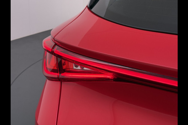 Seat Leon Sportstourer 1.5T 131pk Trekhaak Camera Adaptive-Cruise Navi Ecc Virtual Cockpit Apple Carplay/Android Auto Pdc Style Launch Edi Lmv Led DAB Keyless Isofix Front assist Regensensor Bluetooth Rijstrooksensor 1e Eigenaar Origineel Nederlandse Auto