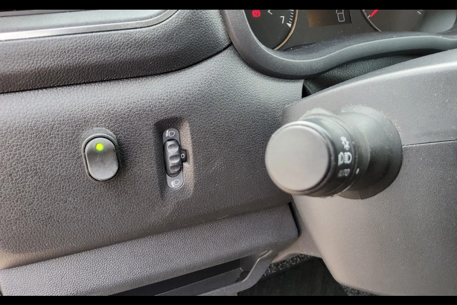 Renault Master 165.35 - V-19-PHG - OPBOUW + LAADKLEP 750 KG. - EURO 6