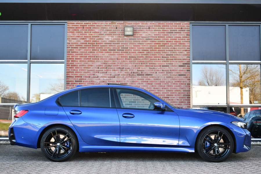 BMW 3-serie 330e xDrive M-Sport Pro Pano M-zetels ACC HUD 19inch El-klep