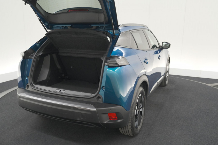 Peugeot e-2008 EV Allure Avantage 54 kWh | 11 KW Laadfunctie | Parkeersensoren | Apple Carplay