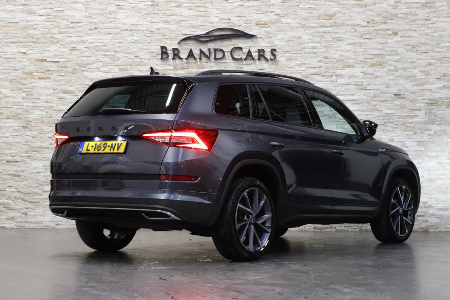 Škoda Kodiaq 1.5 TSI Sportline Business | Panoramadak | Virtual Cockpit | Camera | CANTON | ACC | Carplay | Electr. Stoel | Dodehoeksensoren | ORIG NL | Vol opties |