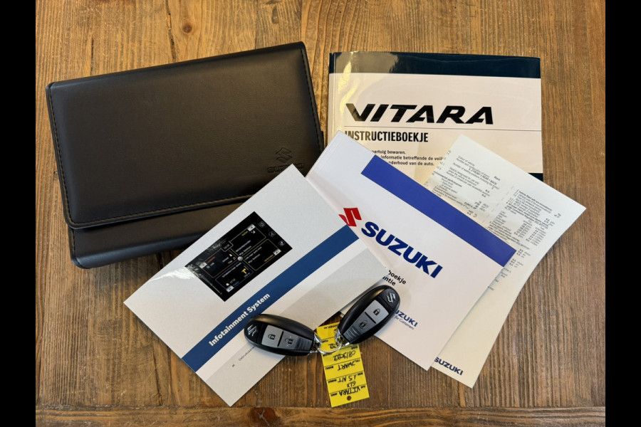 Suzuki Vitara 1.5 Hybrid Automaat Panorama Adapt Cruise Camera+Pdc Navigatie Carplay Stoelverwarming