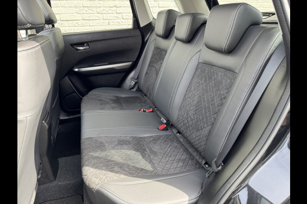 Suzuki Vitara 1.5 Hybrid Automaat Panorama Adapt Cruise Camera+Pdc Navigatie Carplay Stoelverwarming