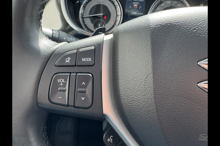 Suzuki Vitara 1.5 Hybrid Automaat Panorama Adapt Cruise Camera+Pdc Navigatie Carplay Stoelverwarming