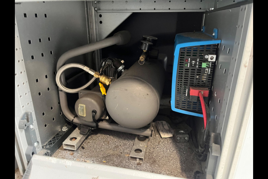 Mercedes-Benz Sprinter Servicewagen 311 2.2 CDI euro6 L2H2, Inrichting, Omvormer V230, Compressor, Oprijplaat, RIJKLAARPRIJS