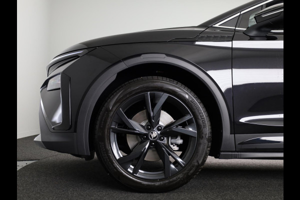 Škoda Elroq 60 Business Edition - Tour 204pk Black Pakket | Trekhaak | 20 inch RS | Stoelverwarming | Adaptive Cruise Control | Blind Spot