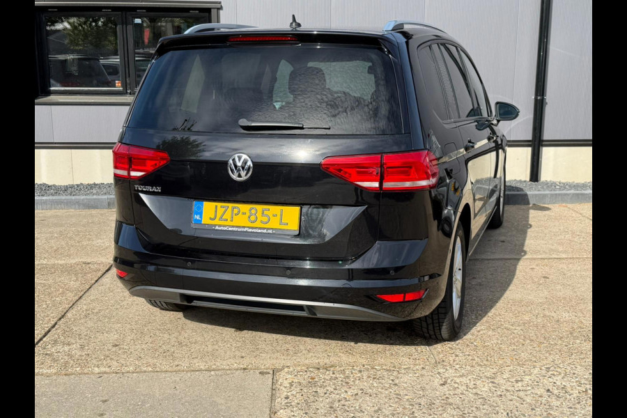 Volkswagen Touran 1.5 TSI Comfortline Business 7p NAVI - ACC - STOELVERW.