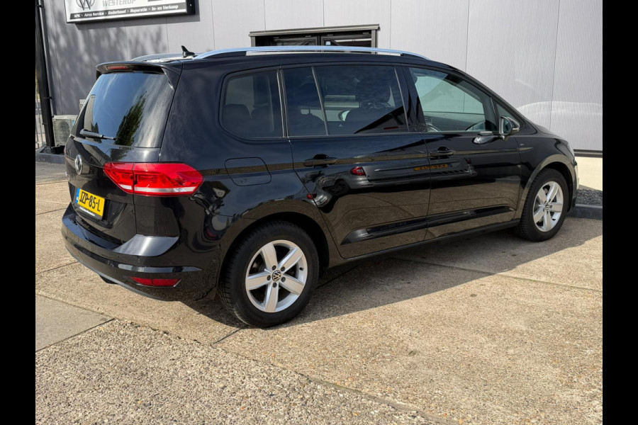 Volkswagen Touran 1.5 TSI Comfortline Business 7p NAVI - ACC - STOELVERW.