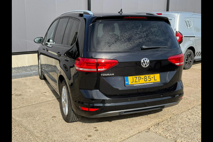 Volkswagen Touran 1.5 TSI Comfortline Business 7p NAVI - ACC - STOELVERW.