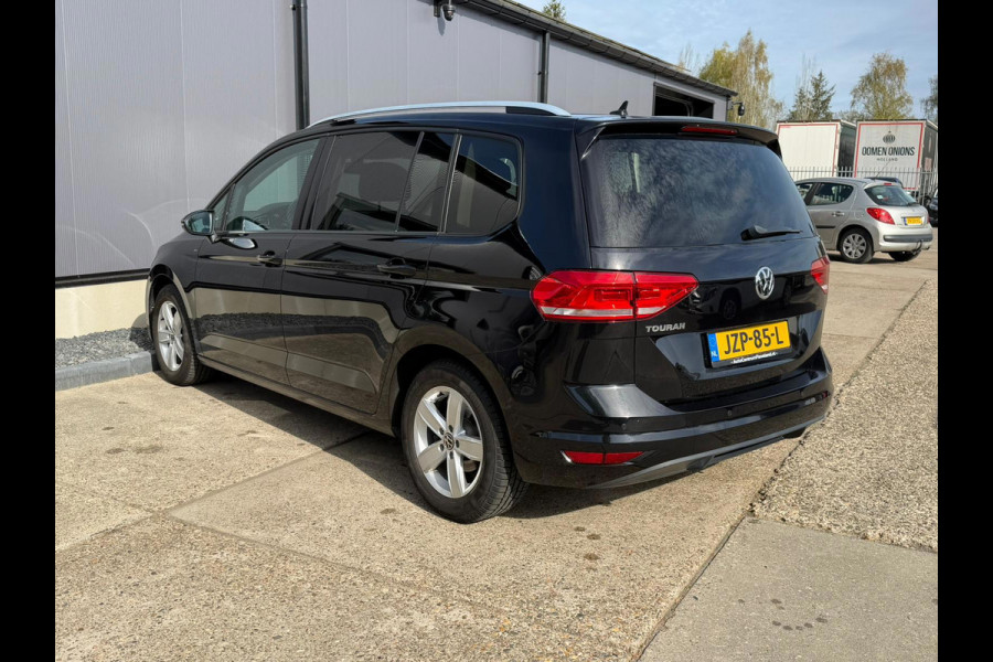 Volkswagen Touran 1.5 TSI Comfortline Business 7p NAVI - ACC - STOELVERW.