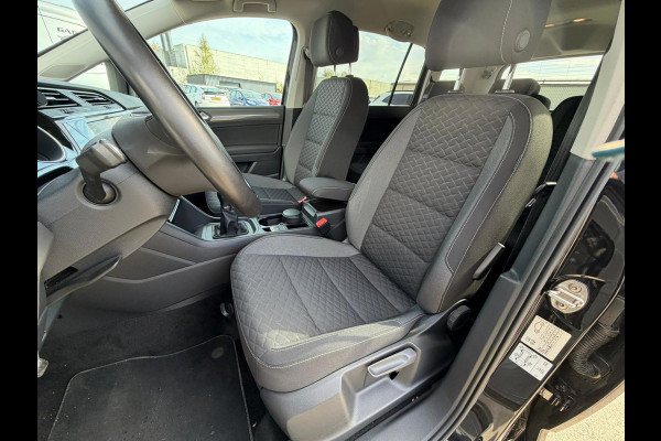 Volkswagen Touran 1.5 TSI Comfortline Business 7p NAVI - ACC - STOELVERW.