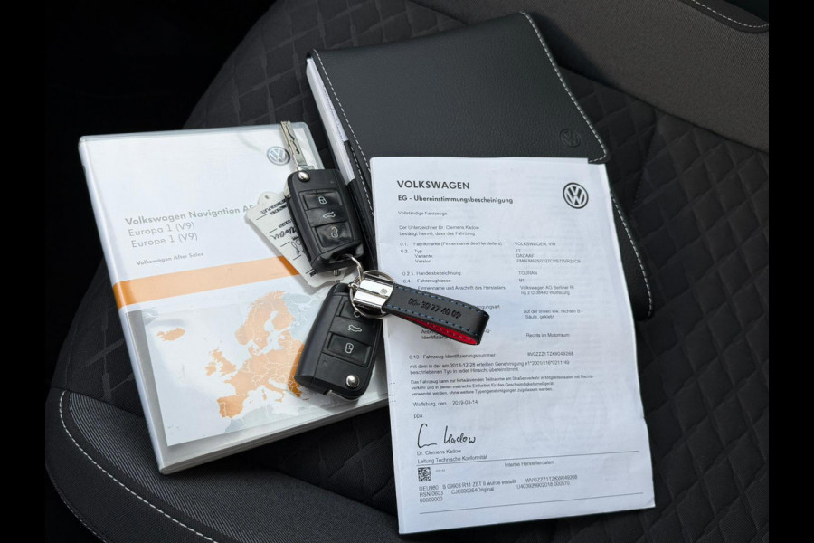 Volkswagen Touran 1.5 TSI Comfortline Business 7p NAVI - ACC - STOELVERW.