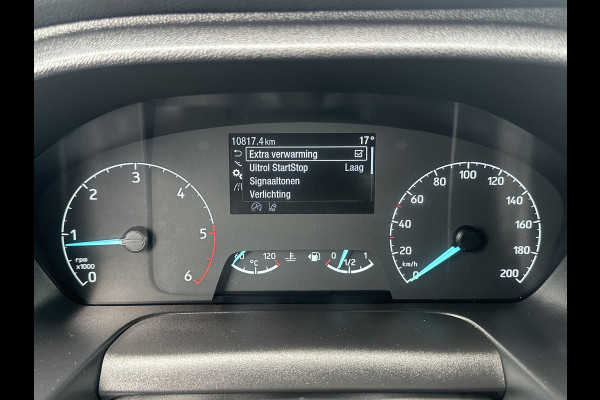 Ford Transit 2.0 TDCI 130 PK 3.5T / PICK UP / ** 10.817 KM ** / 7 PERSOONS DUBBELE CABINE / ECC / CRUISE / STANDKACHEL / DUBBEL LUCHT / STOEL