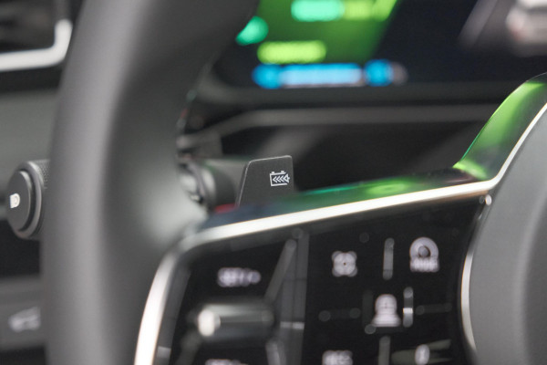 Renault 4 comfort range iconic 52 kWh | Elektrische Kofferklep | Camera | Dodehoekdetectie | Adaptieve Cruise Control