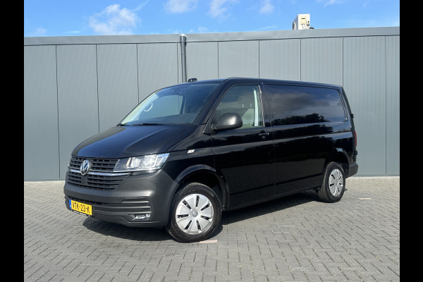 Volkswagen Transporter 2.0 TDI 150 PK DSG AUTOMAAT / L1H1 / 1e EIG. / CRUISE / AIRCO / APPLE CARPLAY / ANDROID AUTO / NAVI / PDC