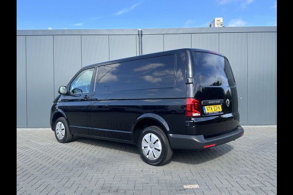 Volkswagen Transporter 2.0 TDI 150 PK DSG AUTOMAAT / L1H1 / 1e EIG. / CRUISE / AIRCO / APPLE CARPLAY / ANDROID AUTO / NAVI / PDC