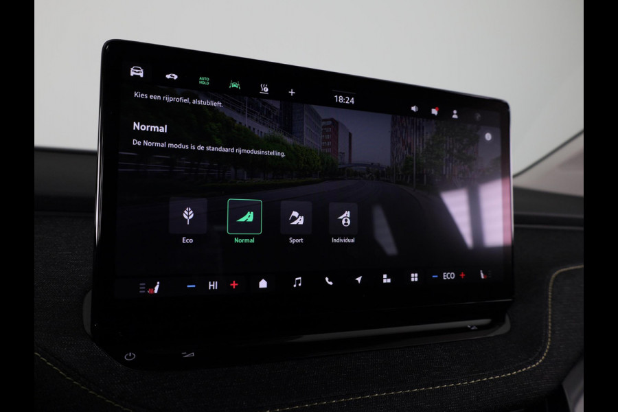 Škoda Elroq 60 Business Edition - Tour 204pk | Trekhaak | 21 inch Black | Stoelverwarming | Adaptive Cruise Control | Blind Spot