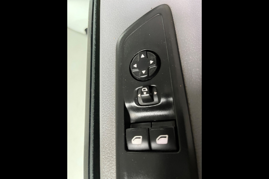 Peugeot Expert L3H1 SERVICEWAGEN AUTOMAAT 2.0 BlueHDI 145PK euro6 Long Premium, 3Persoons, BOTT INRICHTING, RIJKLAARPRIJS!