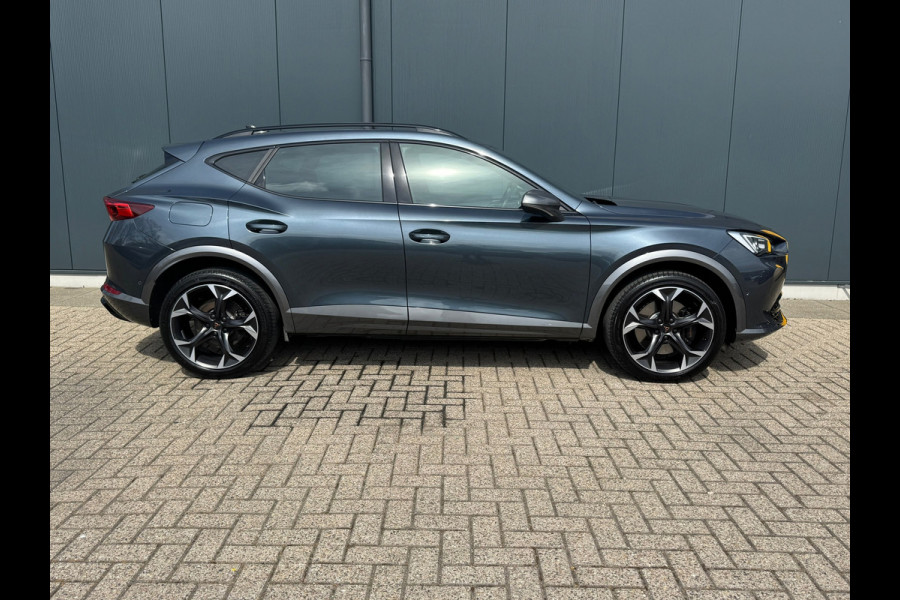 CUPRA Formentor 1.4 e-Hybrid 245pk * Trekhaak * Camera * Stoelverwarming * Elek. klep *