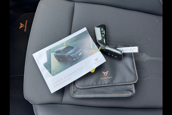 CUPRA Formentor 1.4 e-Hybrid 245pk * Trekhaak * Camera * Stoelverwarming * Elek. klep *