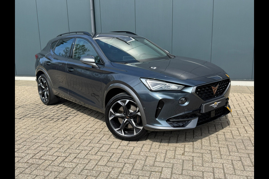 CUPRA Formentor 1.4 e-Hybrid 245pk * Trekhaak * Camera * Stoelverwarming * Elek. klep *
