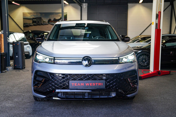 Volkswagen Tiguan 1.5 eTSI R-Line Edition | 360 camera | Massage | Stuurwiel Verwarming | IQ Light | NIEUW