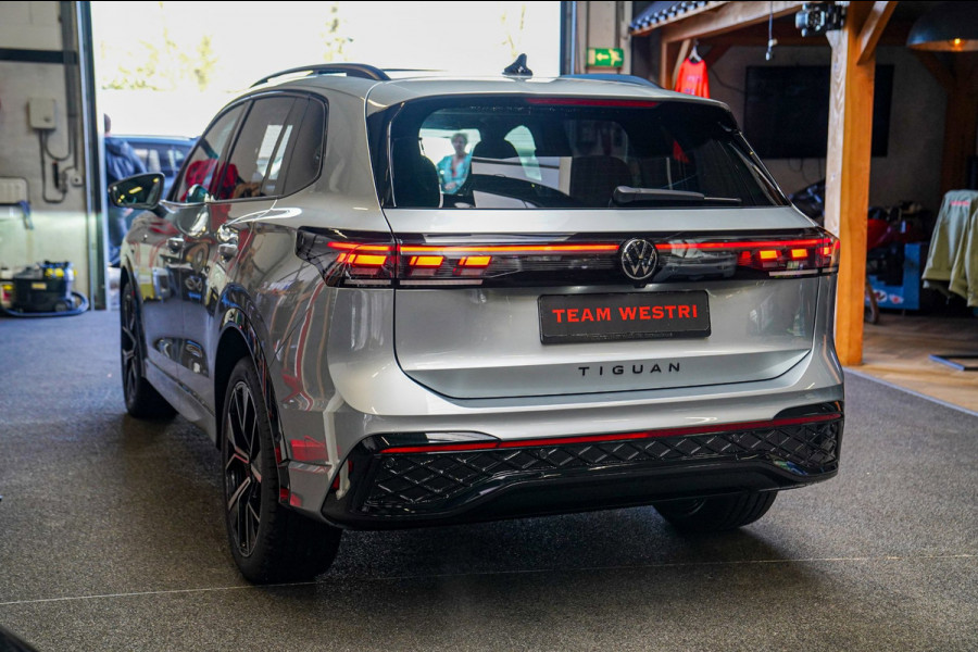 Volkswagen Tiguan 1.5 eTSI R-Line Edition | 360 camera | Massage | Stuurwiel Verwarming | IQ Light | NIEUW