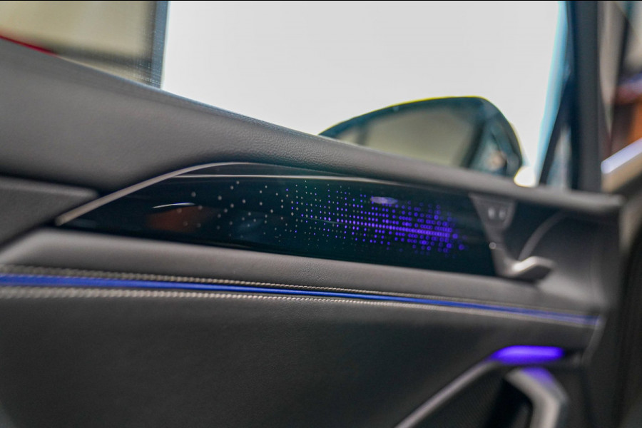 Volkswagen Tiguan 1.5 eTSI R-Line Edition | 360 camera | Massage | Stuurwiel Verwarming | IQ Light | NIEUW