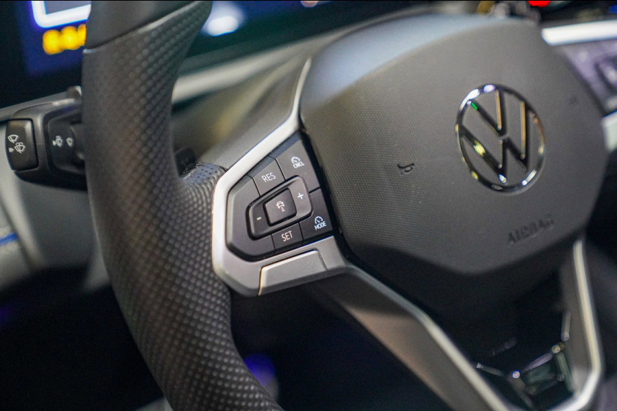 Volkswagen Tiguan 1.5 eTSI R-Line Edition | 360 camera | Massage | Stuurwiel Verwarming | IQ Light | NIEUW