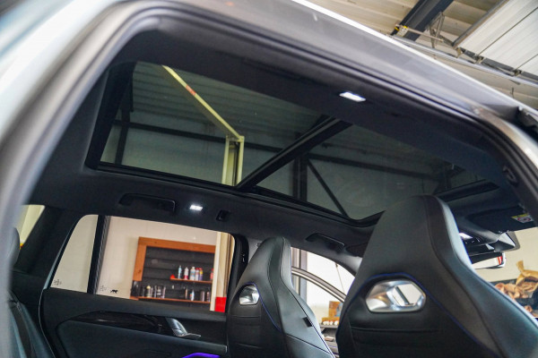 Volkswagen Tiguan 1.5 eTSI R-Line Edition | 360 camera | Massage | Stuurwiel Verwarming | IQ Light | NIEUW