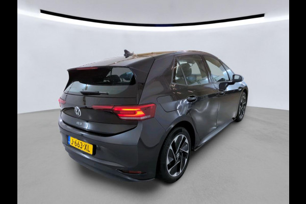 Volkswagen ID.3 First 58 kWh 204pk | Navi | 18" | Stoel/Stuurverw. | App-Connect | PDC