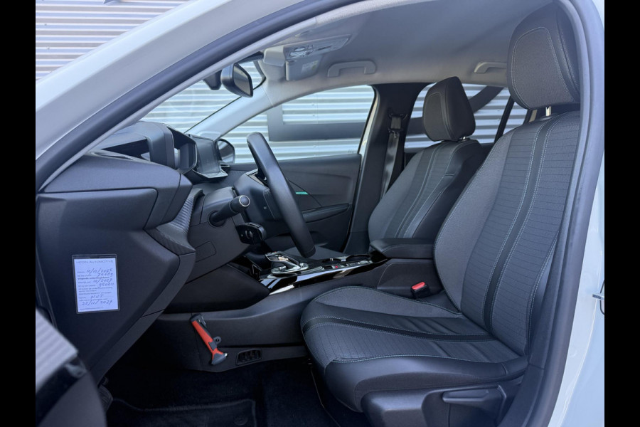 Peugeot e-208 EV Allure Pack 50 kWh 2e Eigenaar|SoH 91,19%|Navi|Carplay|Camera|Clima|Cruise|PDC|Dealer Onderhouden|APK tot 11-2027