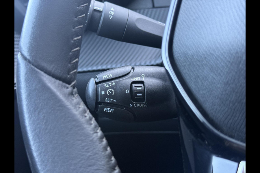 Peugeot e-208 EV Allure Pack 50 kWh 2e Eigenaar|SoH 91,19%|Navi|Carplay|Camera|Clima|Cruise|PDC|Dealer Onderhouden|APK tot 11-2027